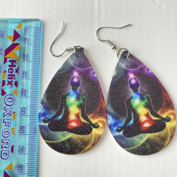 BNWT Yoga Chakra Meditation Teardrop Earrings - Serene and Spiritual - Picture 8 of 10